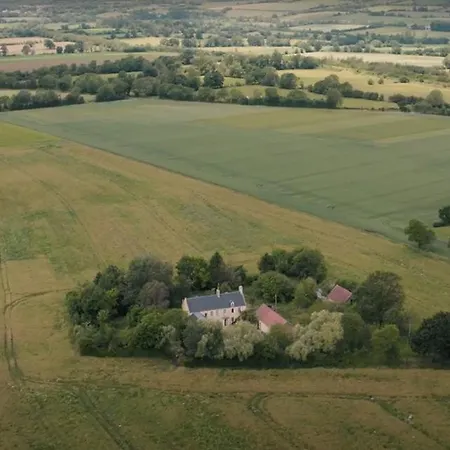 Casa de hóspedes La Cour Souveraine - D'hôtes La Péninsule 3*