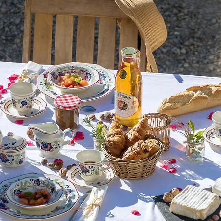 La Cour Souveraine - D'hôtes La Péninsule Casa de hóspedes