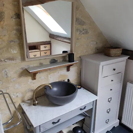 La Cour Souveraine - D'hotes La Peninsule Mosles