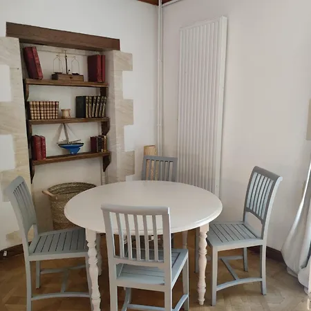 Affittacamere La Cour Souveraine - D'hotes La Peninsule