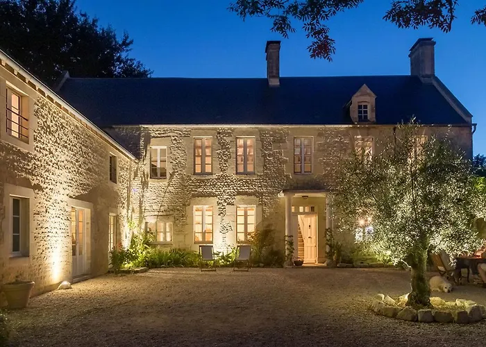 La Cour Souveraine - D'hôtes La Péninsule Maison d'hôtes Mosles