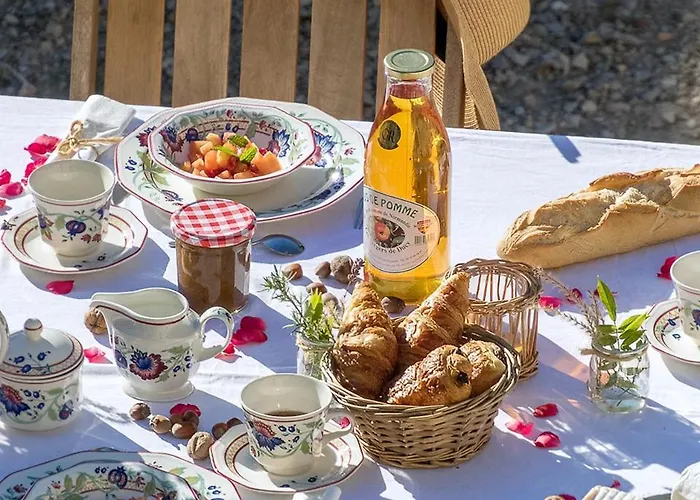 La Cour Souveraine - D'hotes La Peninsule Gæstehus