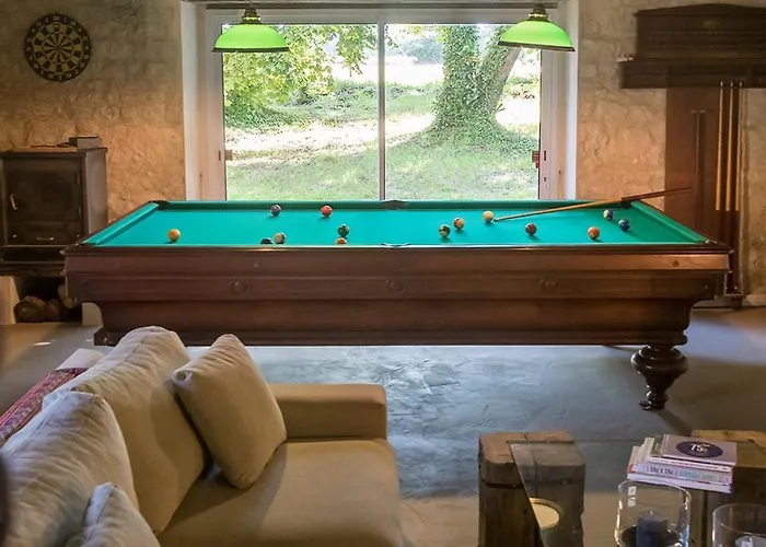 La Cour Souveraine - D'hotes La Peninsule 3* Mosles