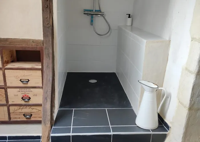 La Cour Souveraine - D'hotes La Peninsule Gæstehus