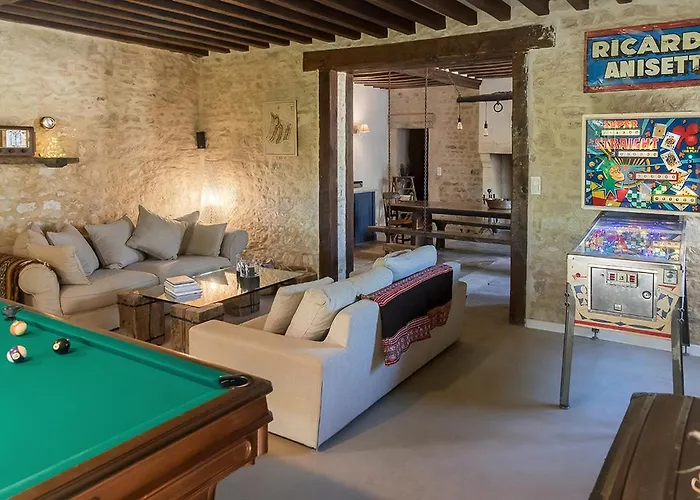 La Cour Souveraine - D'hotes La Peninsule 3*